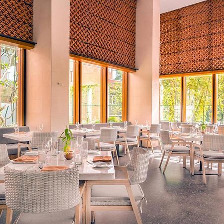 Jetwing Colombo Seven Hotel Exterior photo