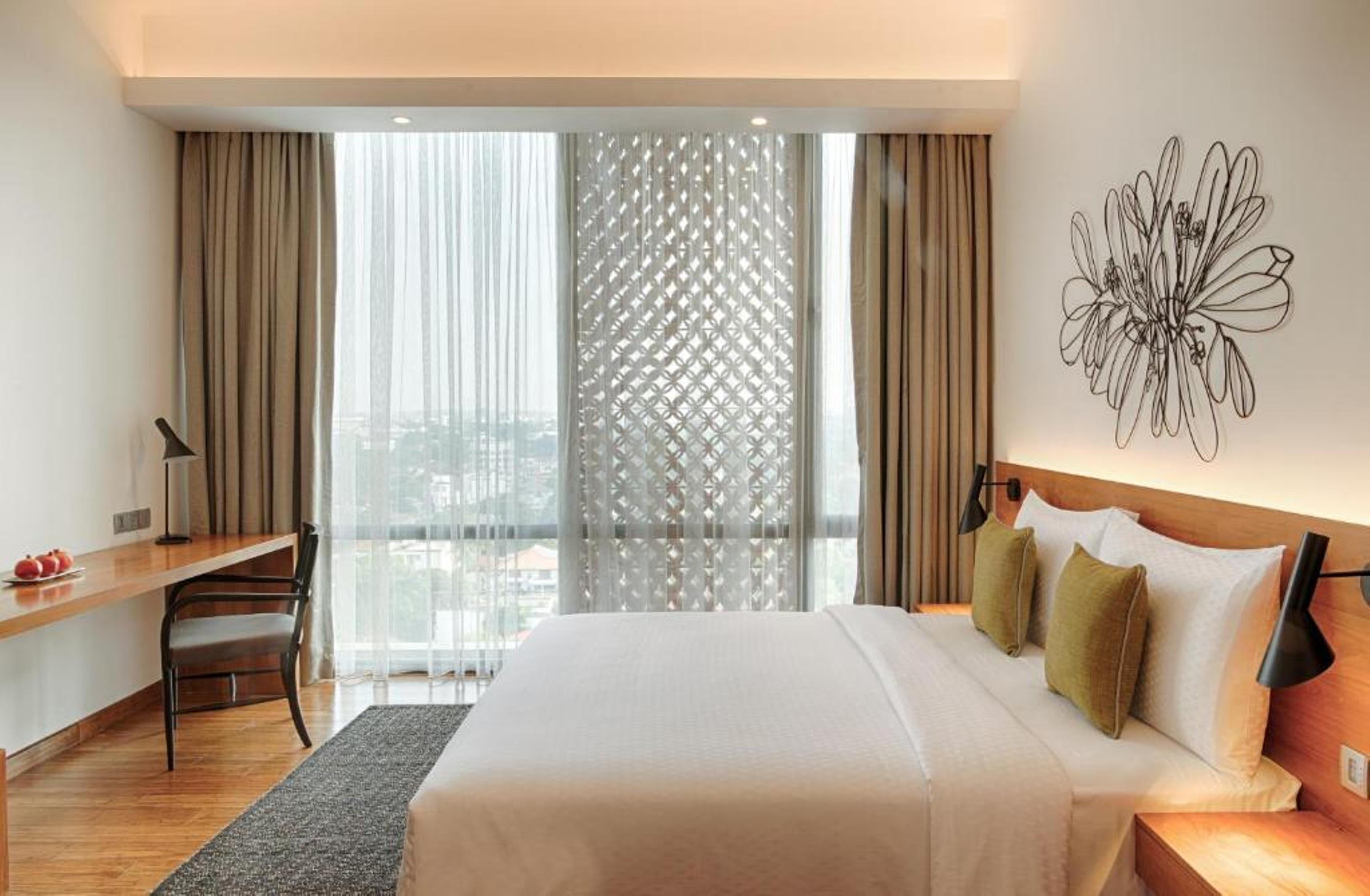 Jetwing Colombo Seven Hotel Exterior photo