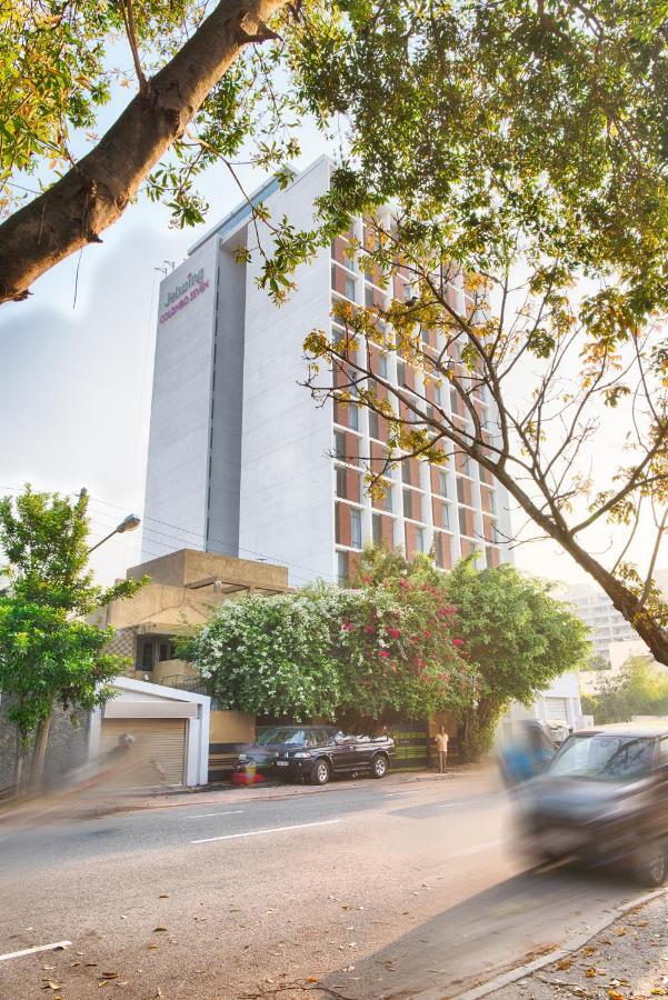 Jetwing Colombo Seven Hotel Exterior photo